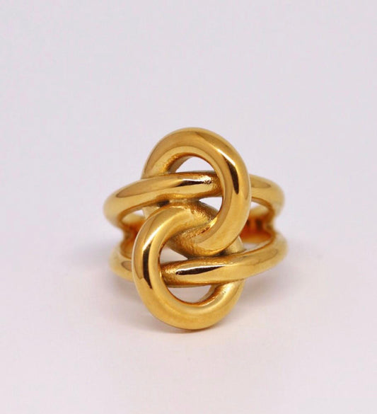 Twisted in Knots Ring